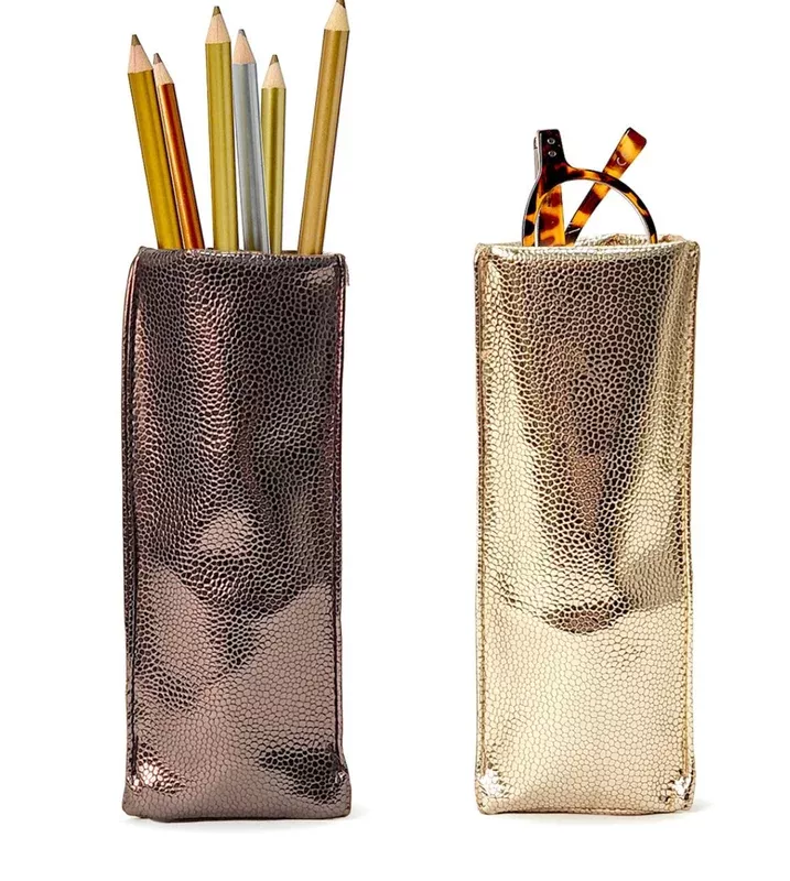 looking-good-faux-snake-skin-standing-triangular-weighted-eyeglasses-accessory-h "Looking Good" Faux Snake Skin Standing Triangular Weighted Eyeglasses / Accessory Holder